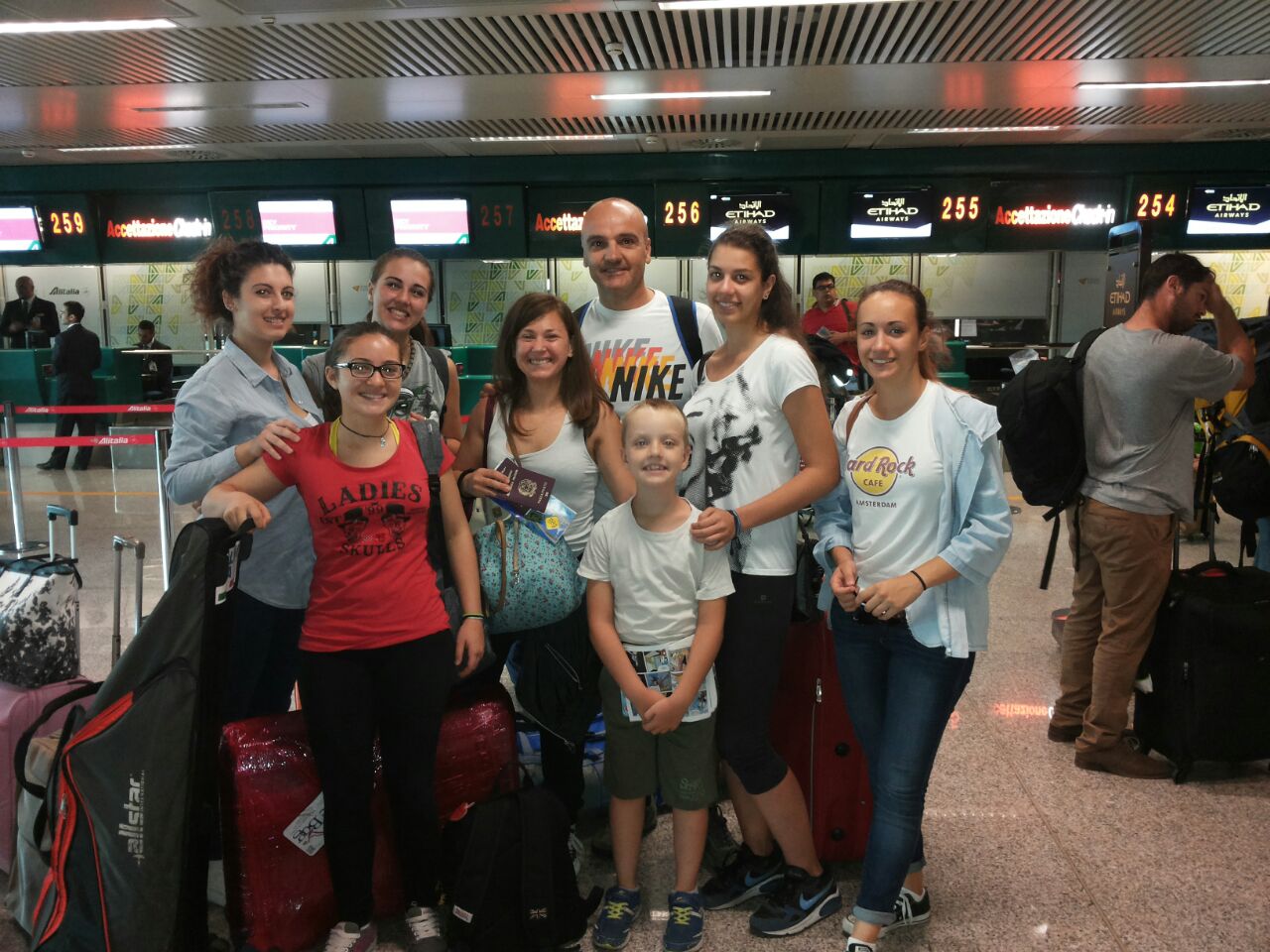 La delegazione della S.S. Lazio Scherma Ariccia in partenza per Singapore